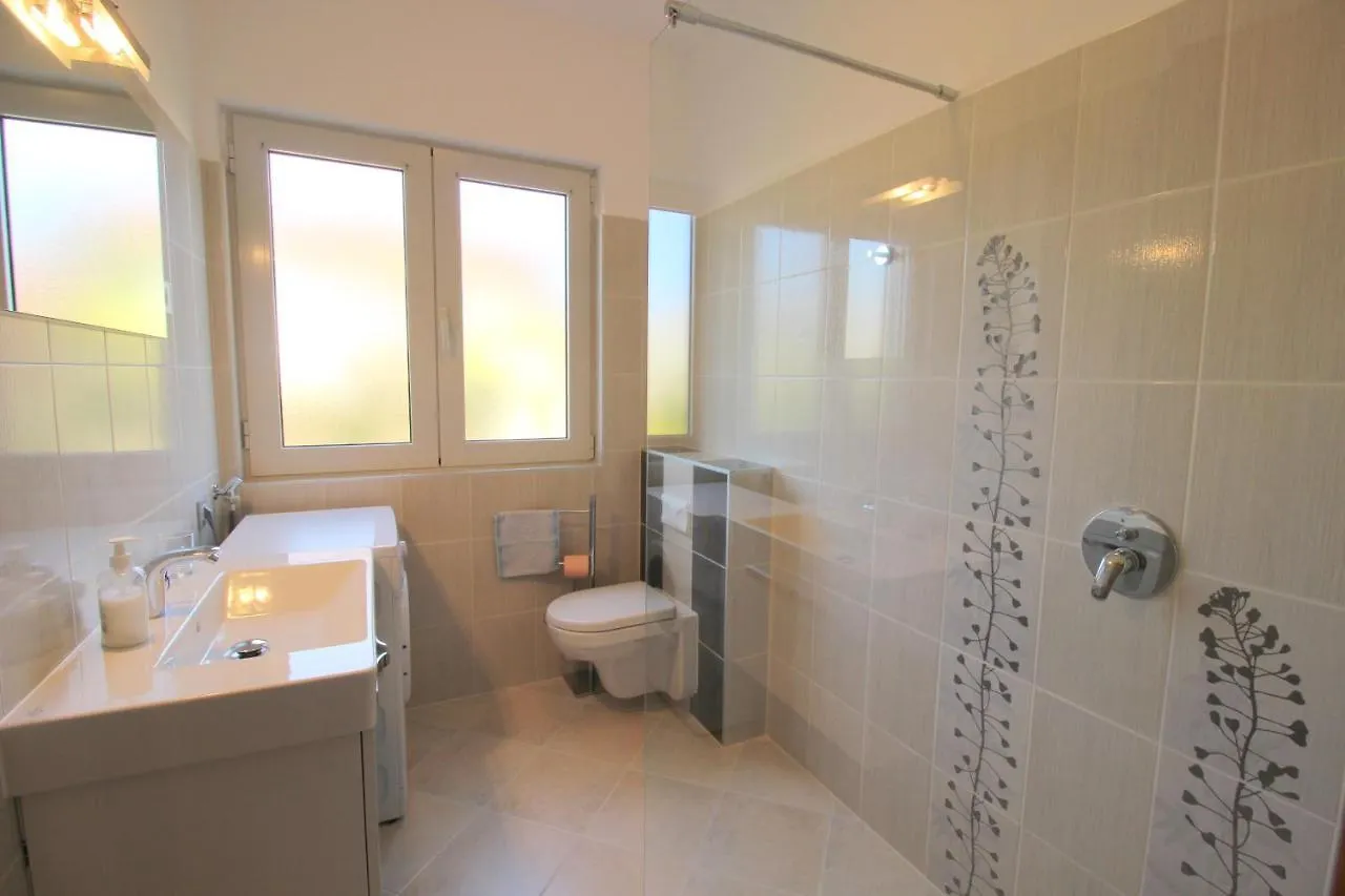 Novigrad Istria Milan A4, 50 M From The Beach